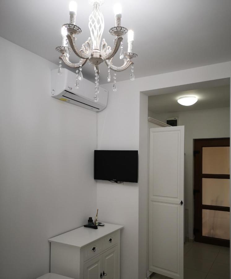 Brize Guest House Tuzla Exterior photo